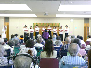宝塚市立病院で「小さな音楽会」開催 